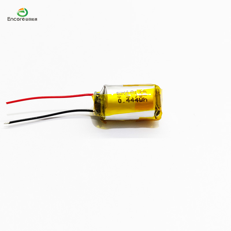 Batterie au lithium polymère 3,7 V 120 mAh.