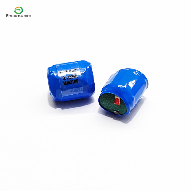Petite batterie Lipo cylindrique 10100